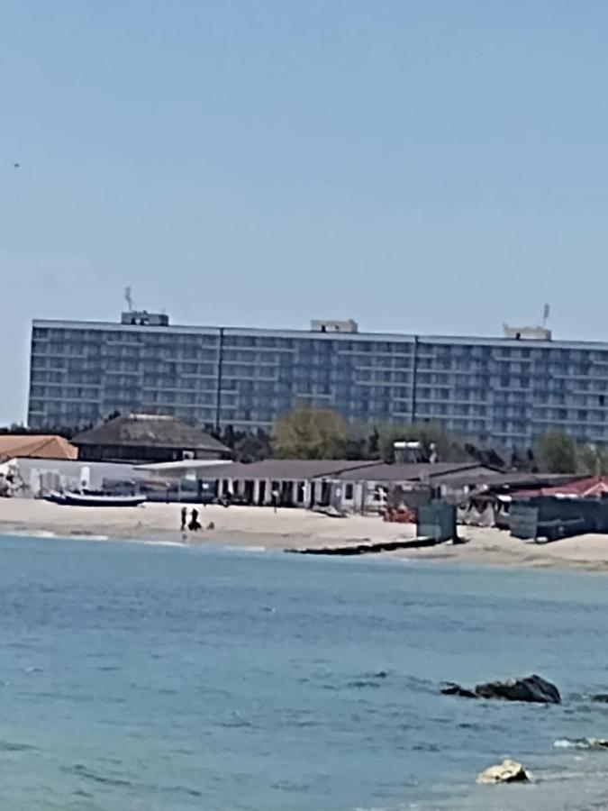 Douăzeci şi Trei August Blaxy Resort Stefi Cu Acces La Piscine Gratuit المظهر الخارجي الصورة
